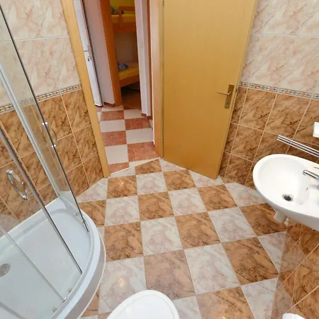 Appartamento Betika Vir